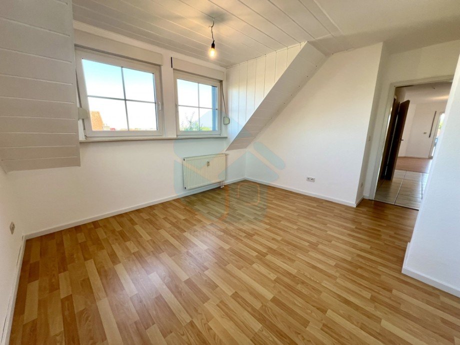 Schlafzimmer Ansicht 2 Maisonettewohnung Butzbach / Fauerbach vor der H�he