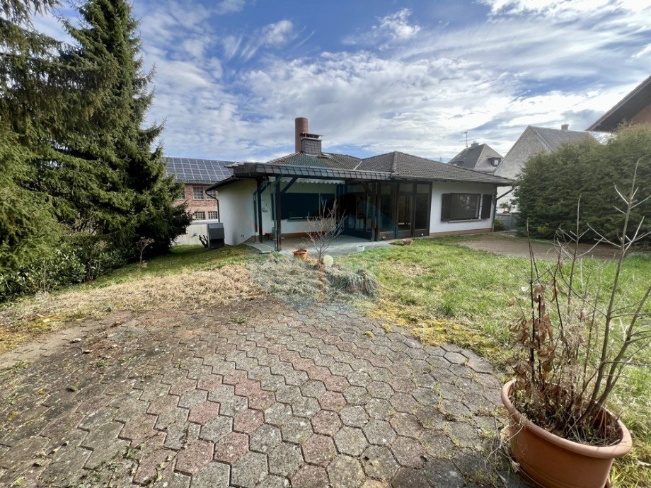 Gartenansicht 2 Ansicht zum Haus Bungalow Waldsolms / Brandoberndorf