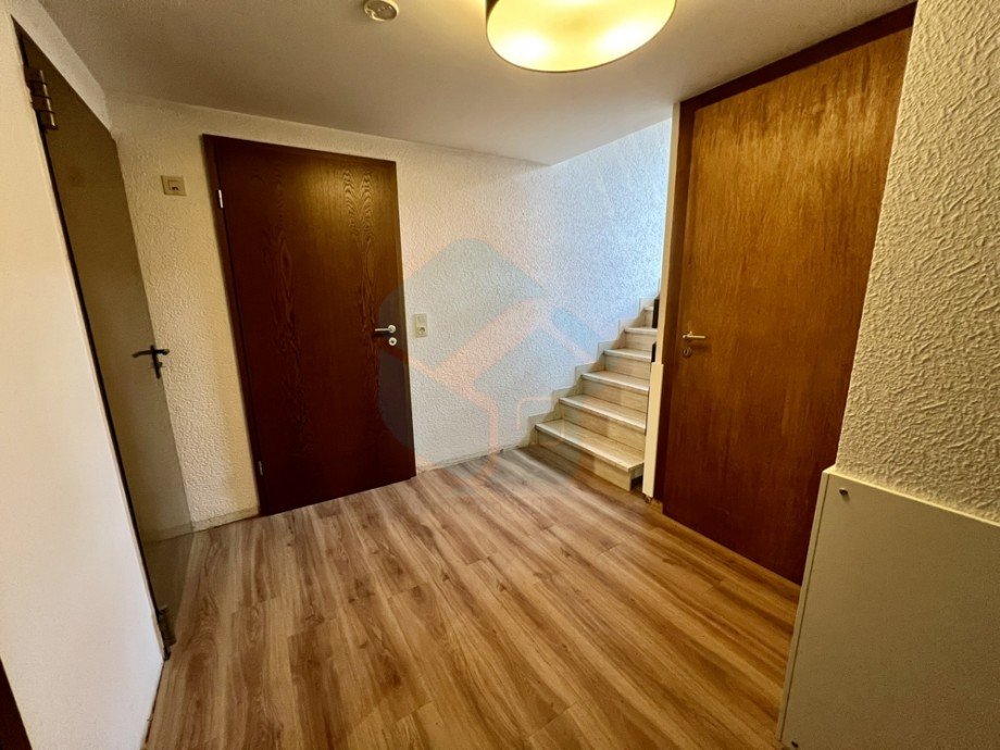 Flur UG Bungalow Waldsolms / Brandoberndorf