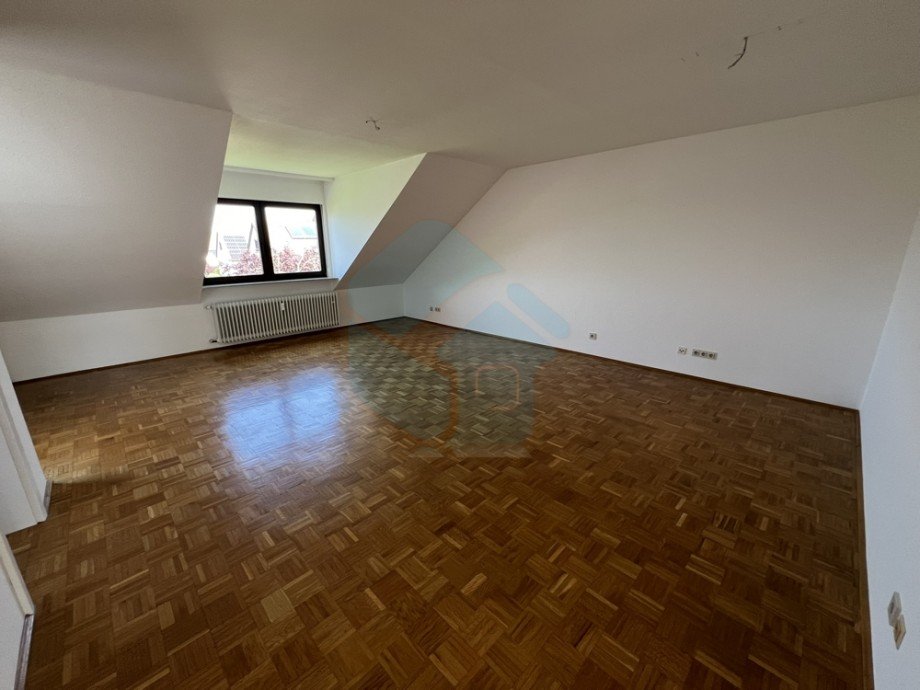 Wohnzimmer Dachgeschosswohnung Bad Nauheim