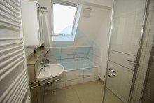 Badezimmer Sch�ne Maisonette-Wohnung in Kurparkn�he! (Bitte sonstige Angaben beachten!)