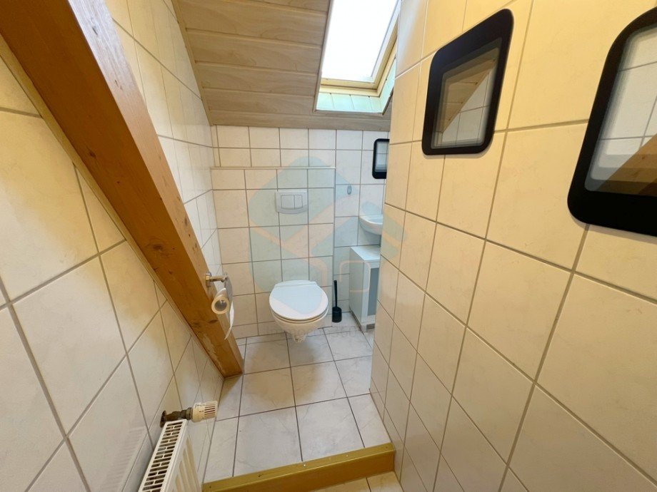 G�ste-WC Einfamilienhaus Butzbach / Nieder-Weisel