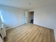 Zimmer EG RESERVIERT! Ger�umiges Haus im Kern von Butzbach-Niederweisel!