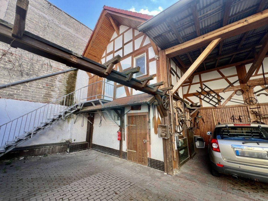 Hofansicht 3 Einfamilienhaus W�lfersheim / Wohnbach