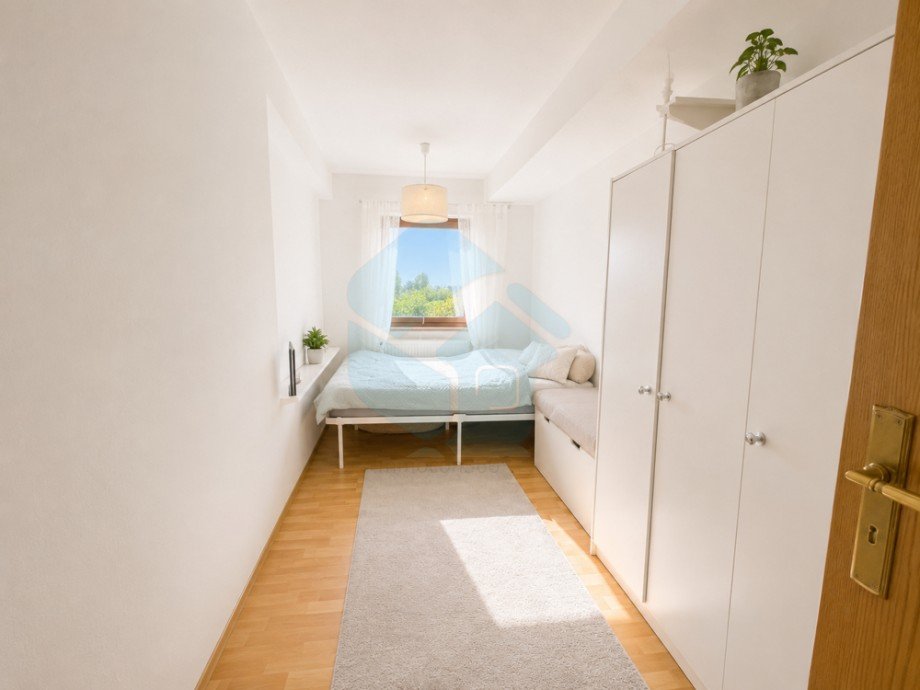 Schlafzimmer 2 Maisonettewohnung Butzbach / Kirch-G�ns