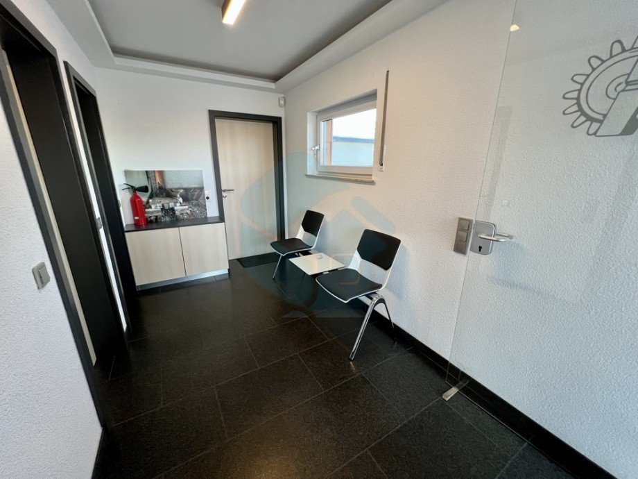  B�rohaus Langg�ns / Oberkleen