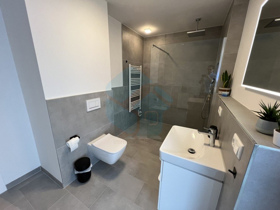 Badezimmer Ansicht 2 Etagenwohnung Karben