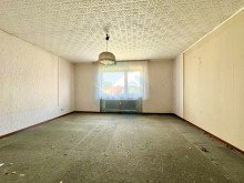 Zimmer 2 EG +Provisionsfrei+Sch�nes 1-2 FH mit Potential in Niederhadamar!