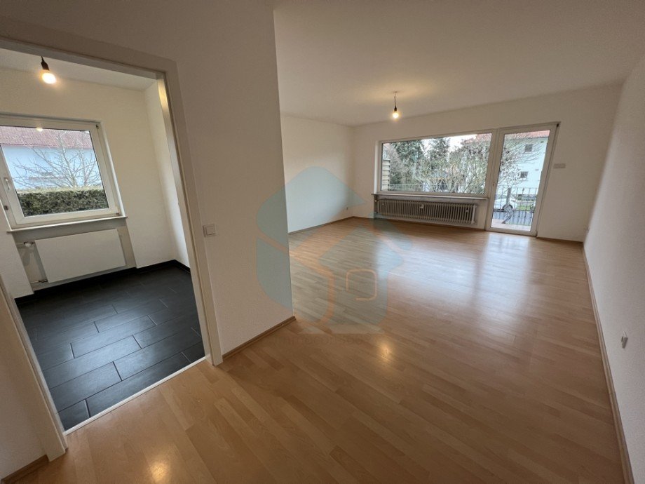 Ansicht zum Wohnzimmer Erdgeschosswohnung Bad Nauheim