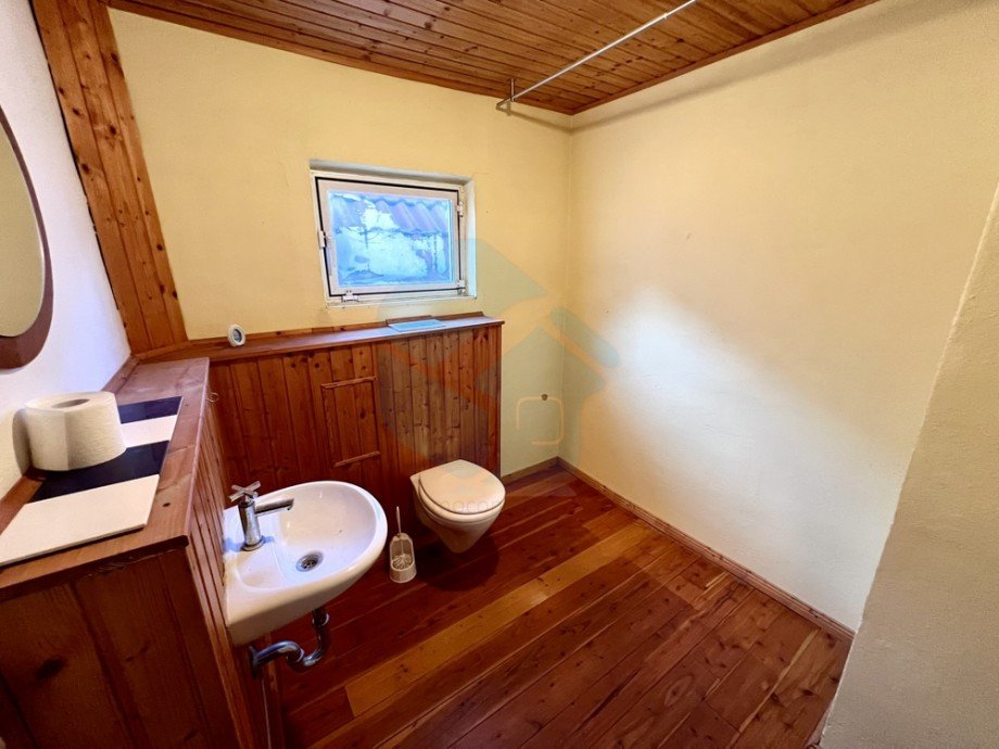 G�ste-WC OG Einfamilienhaus Butzbach / Hoch-Weisel