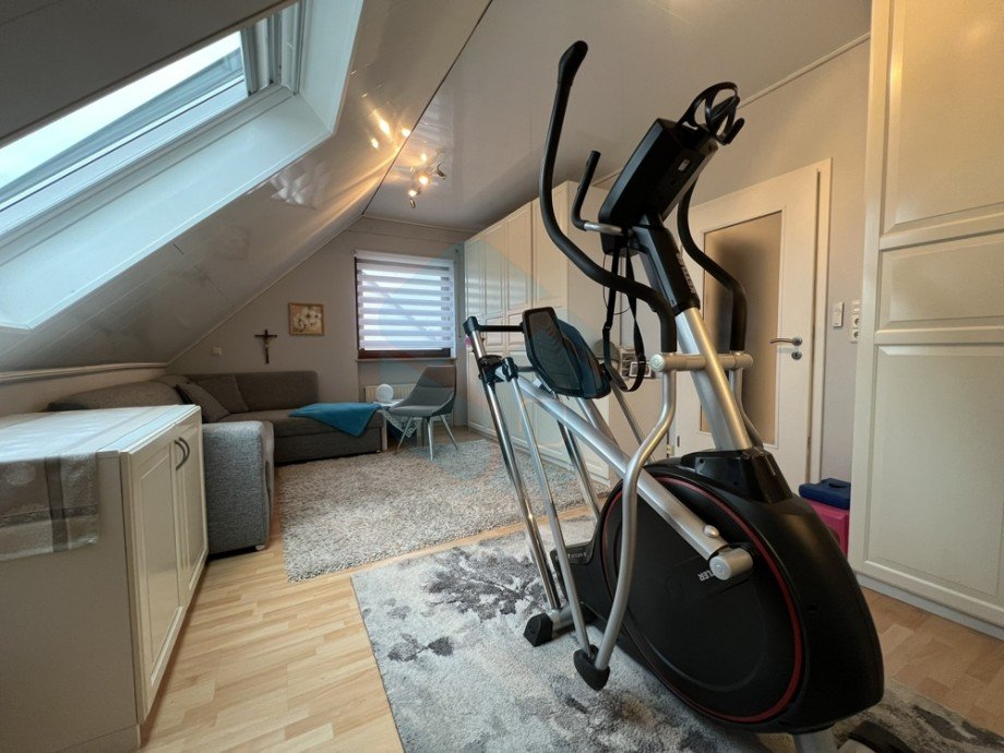 Schlafzimmer DG Reihenendhaus W�lfersheim / S�del