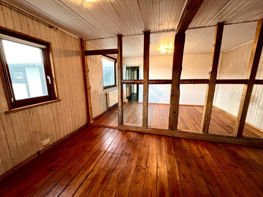 Durchgangszimmer OG Einfamilienhaus Butzbach / Hoch-Weisel
