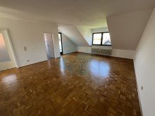 Wohnzimmer Ansicht 2 Sch�ne, freundliche DG-Wohnung in Nieder-M�rlen! (Sonstige Angaben beachten)