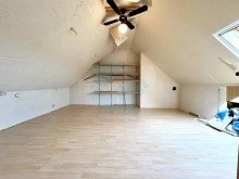 Ausgebauter Spitzboden (Hobbyzimmer) +Provisionsfrei+Sch�nes 1-2 FH mit Potential in Niederhadamar!