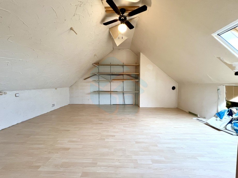 Ausgebauter Spitzboden (Hobbyzimmer) Einfamilienhaus Hadamar / Niederhadamar