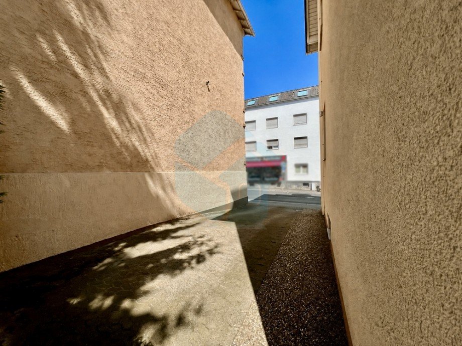 Einfahrt Mehrfamilienhaus Friedberg