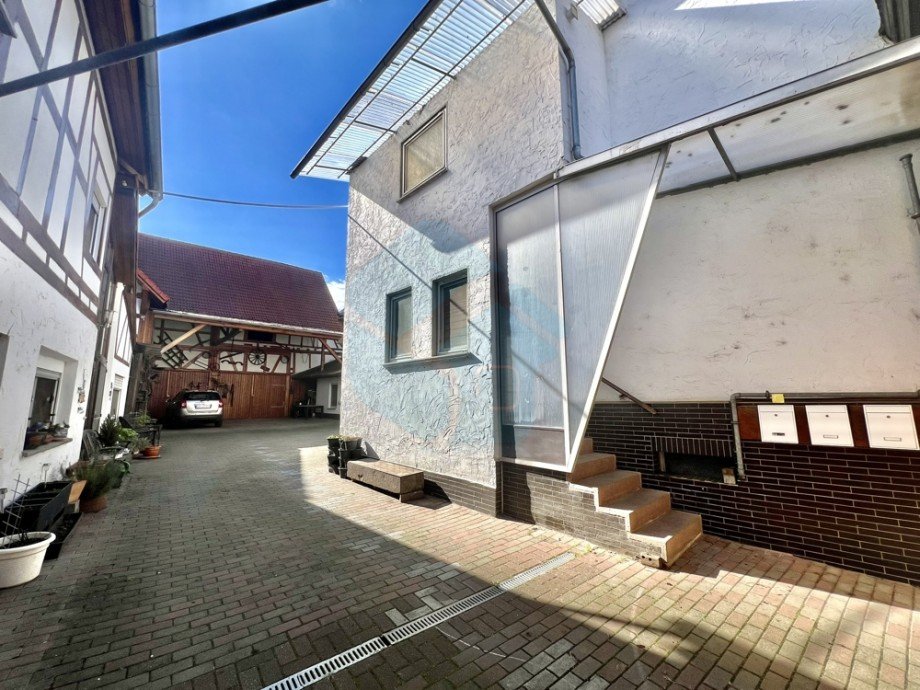 Hofeinfahrt Einfamilienhaus W�lfersheim / Wohnbach