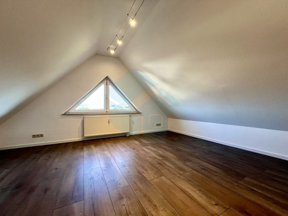Spitzboden Maisonettewohnung Butzbach / Fauerbach vor der H�he