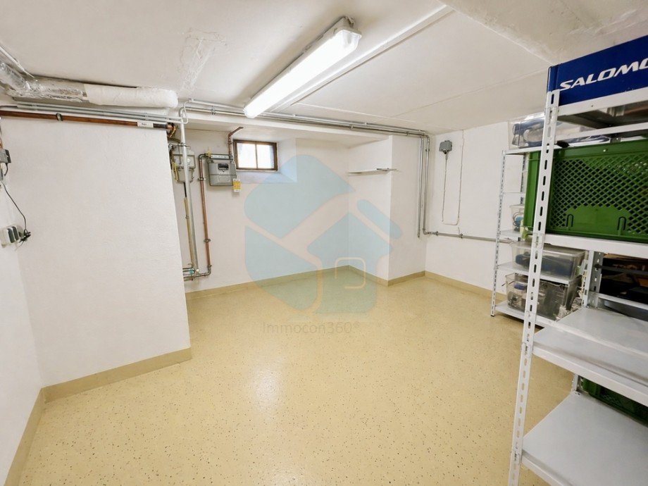 Keller 1 Doppelhaush�lfte Butzbach