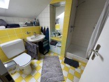 Badezimmer DG Provisionsfrei f�r Kaufende! Einzigartiges Gewerbeobjekt mit vielen M�glichkeiten in Friedberg!