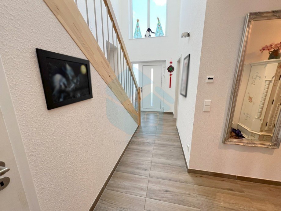 Flur Erdgeschoss Einfamilienhaus Butzbach / Griedel