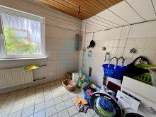 Waschraum Sch�ne 4-ZKB-Dachgeschoss-Wohnung in Butzbach-Pohl-G�ns! (Bitte sonstige Angaben beachten)