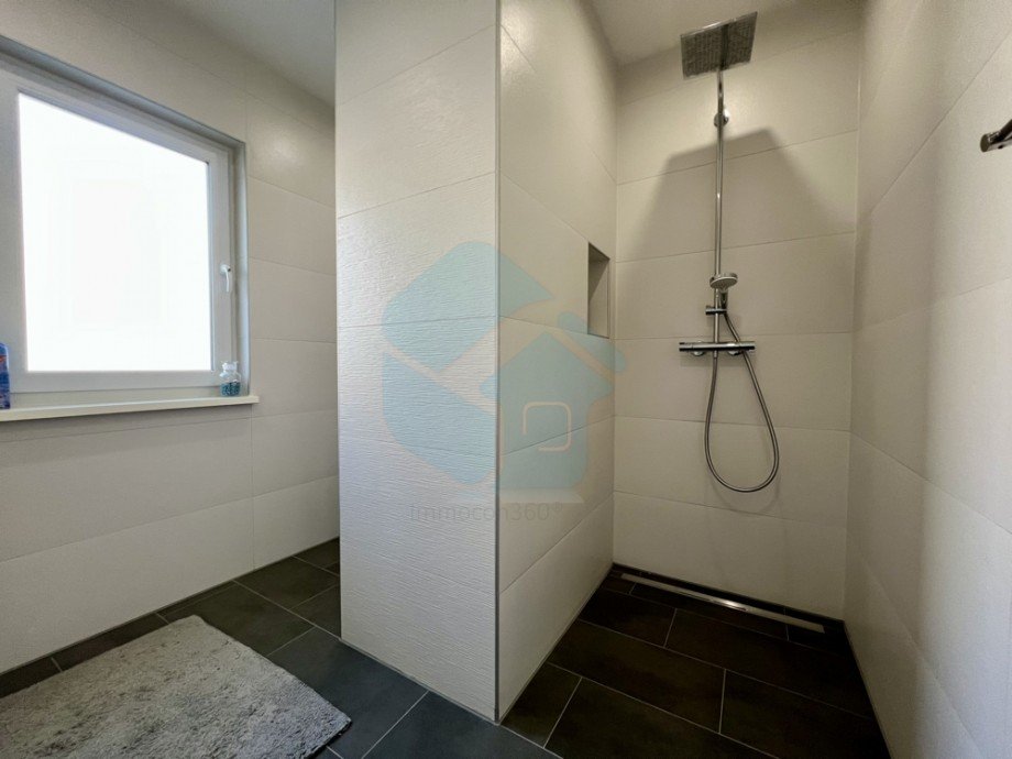 Badezimmer 1 Bungalow Waldsolms / Brandoberndorf