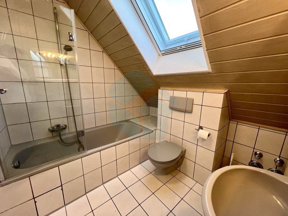 Badezimmer 2 Maisonettewohnung Butzbach / Fauerbach vor der H�he