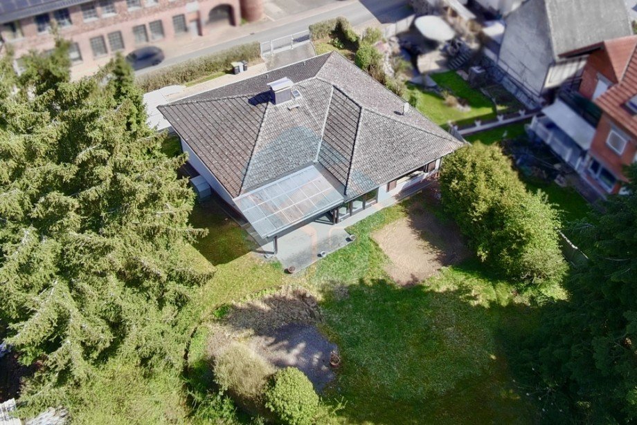 Luftaufnahme 1 Bungalow Waldsolms / Brandoberndorf