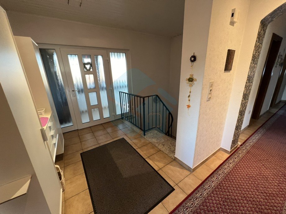 EIngangsbereich Etagenwohnung Langg�ns / Oberkleen