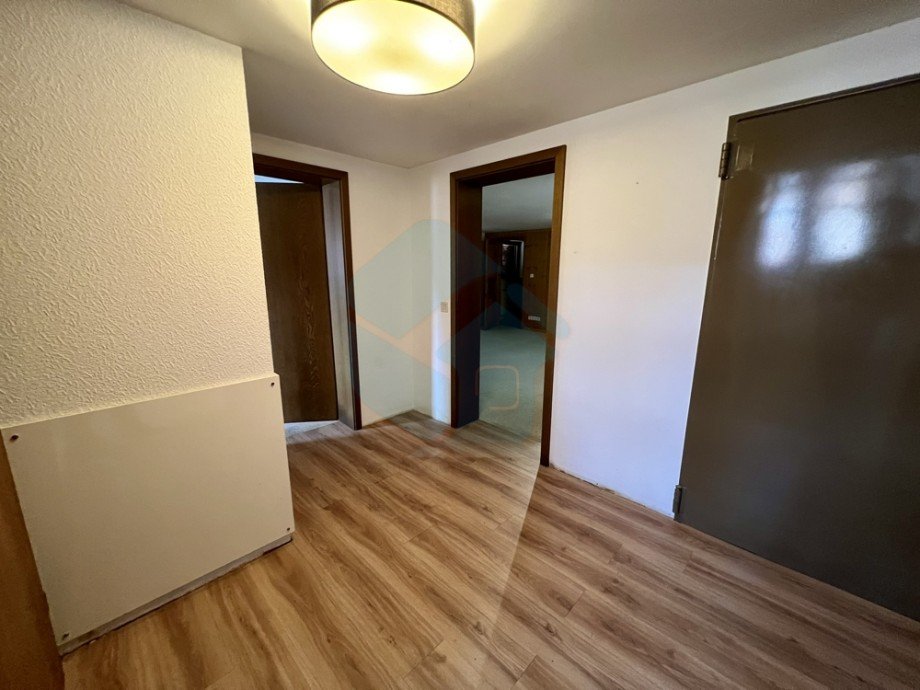 Flur UG Bungalow Waldsolms / Brandoberndorf