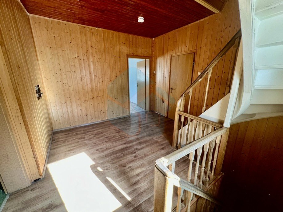 Flur OG Einfamilienhaus W�lfersheim / Wohnbach