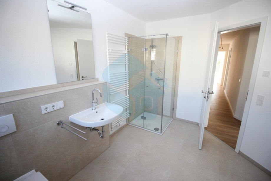 Badezimmer Ansicht 2 Etagenwohnung Friedberg