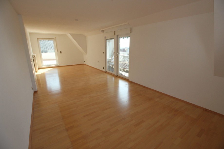 Schlafzimmer 2 DG Einfamilienhaus W�lfersheim
