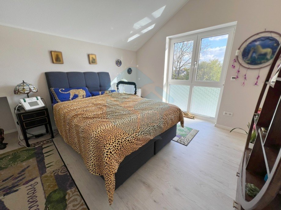 Schlafzimmer 3 Dachgeschoss Einfamilienhaus Butzbach / Griedel