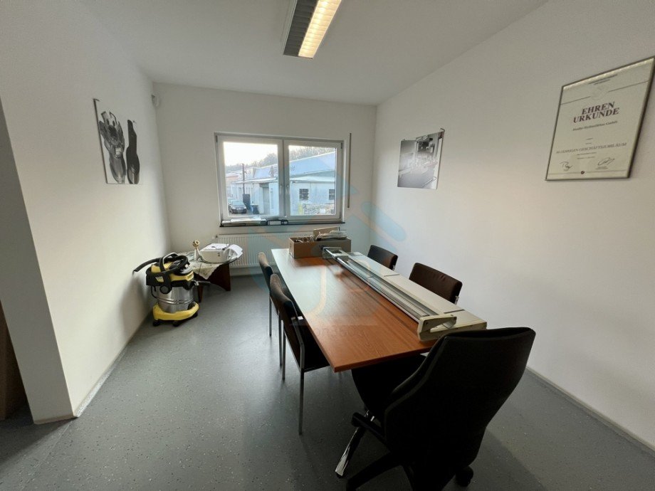  B�rohaus Langg�ns / Oberkleen
