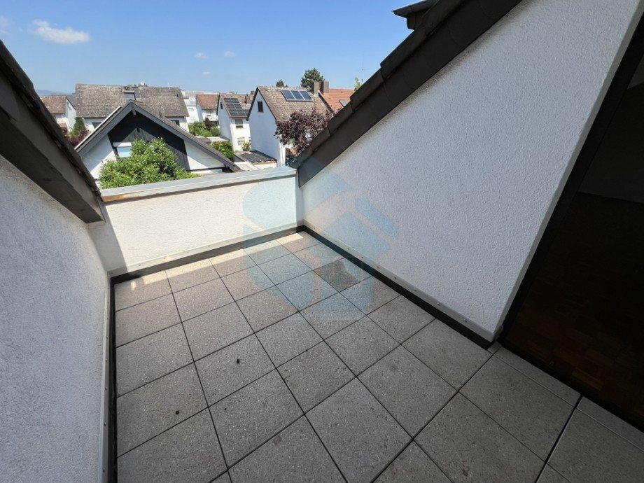 Loggia Ansicht 2 Dachgeschosswohnung Bad Nauheim