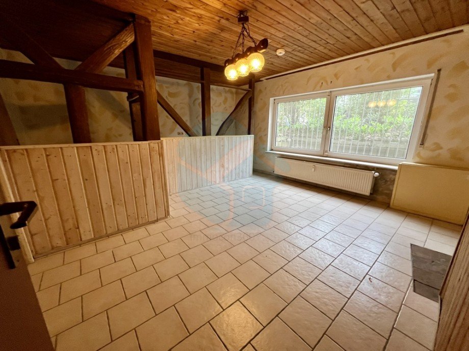 Appartment Kellergeschos Mehrfamilienhaus W�lfersheim / Wohnbach