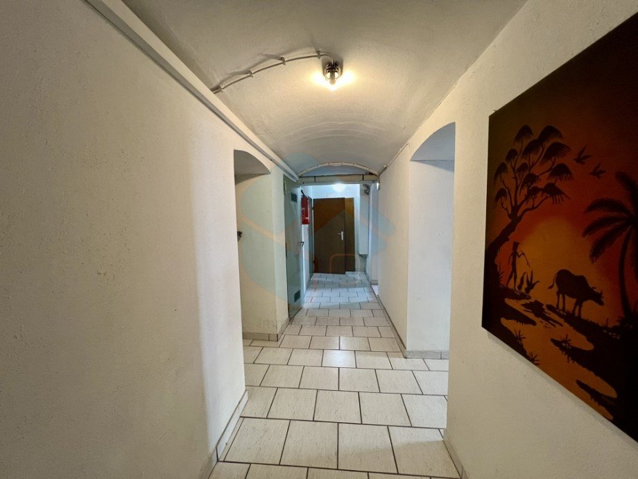 Flur Keller Mehrfamilienhaus Friedberg