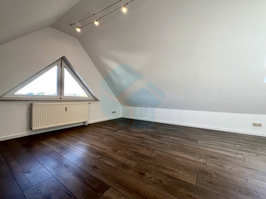Spitzboden Maisonettewohnung Butzbach / Fauerbach vor der H�he