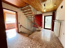 Flur EG +Provisionsfrei+Sch�nes 1-2 FH mit Potential in Niederhadamar!