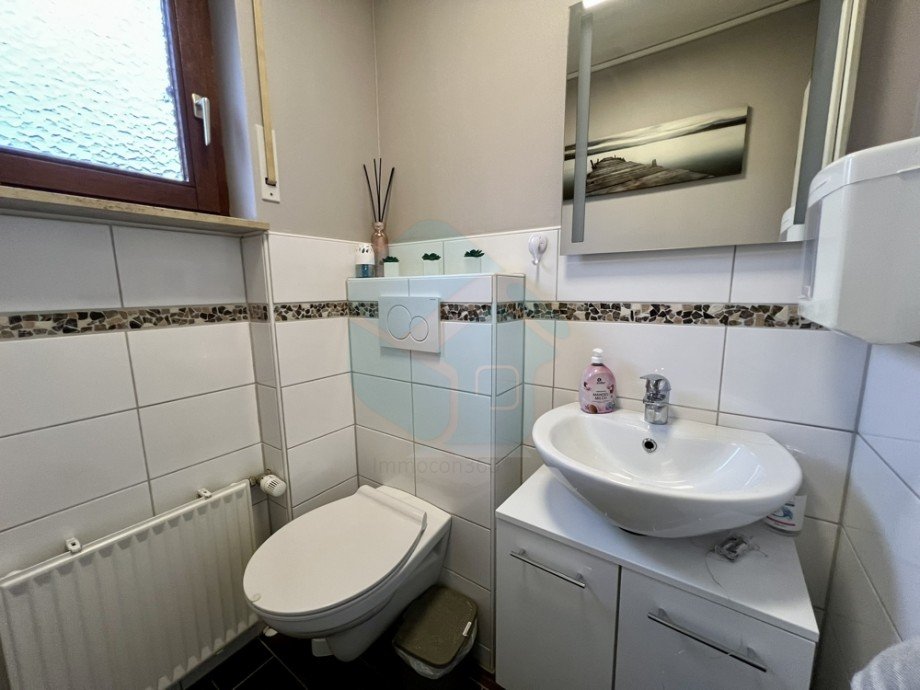 G�ste-WC Reihenendhaus W�lfersheim / S�del