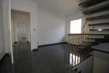 Treppenhaus TERMINE AUSGEBUCHT! Sch�nes, ger�umiges EFH mit sch�nem Garten in ruhiger Lage!