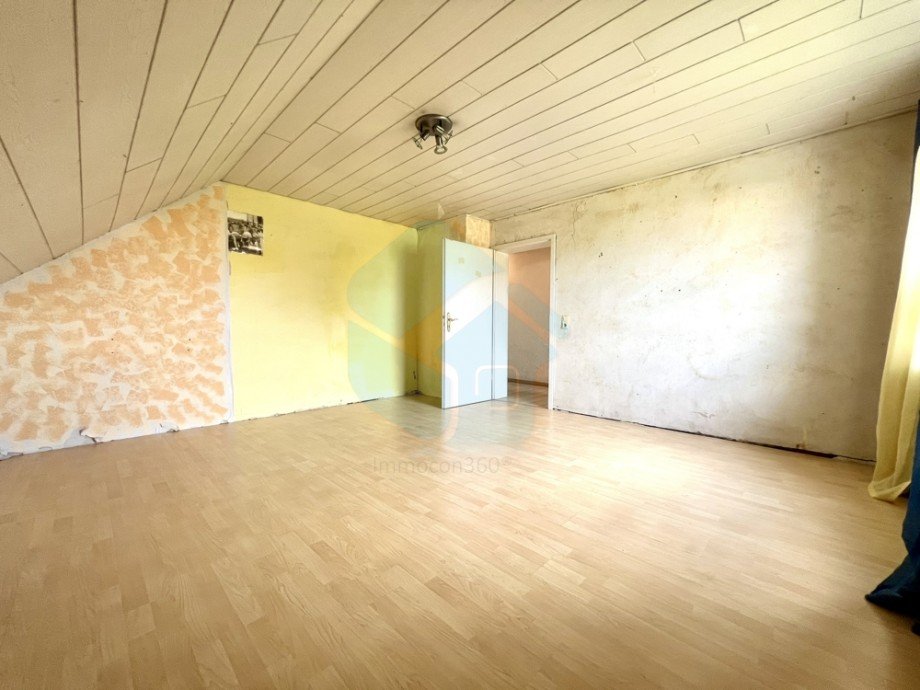 Zimmer 2 OG Einfamilienhaus Hadamar / Niederhadamar