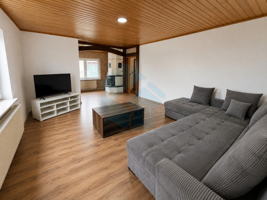 Wohnzimmer Wohnung EG Mehrfamilienhaus W�lfersheim / Wohnbach