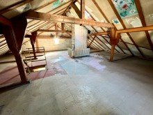 Dachgeschoss +provisionsfrei f�r Kaufende+ Einfamilienhaus mit Potential und gro�em Grundst�ck in 35510 Butzbach!