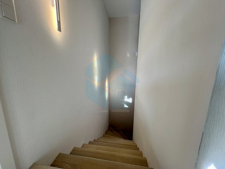Treppenabgang zum UG Bungalow Waldsolms / Brandoberndorf