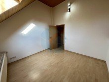 Zimmer DG RESERVIERT! Ger�umiges Haus im Kern von Butzbach-Niederweisel!