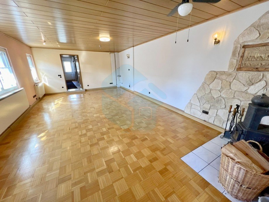 Wohnzimmer Ansicht 3 Einfamilienhaus M�nzenberg / Ober-H�rgern