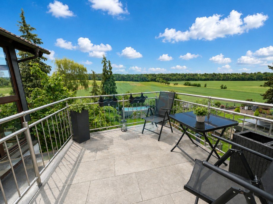 Balkon Maisonettewohnung Butzbach / Kirch-G�ns